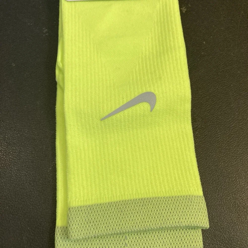 Nike Spark Running Lightweight DRI-FIT Crew Socks Volt/Neon Sz 12-13.5 Men 1pair